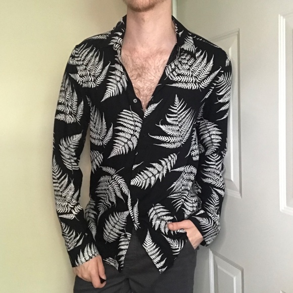 COPY - Men's H&M Aesthetic Dress Shirt Size Small - Picture 2 of 4